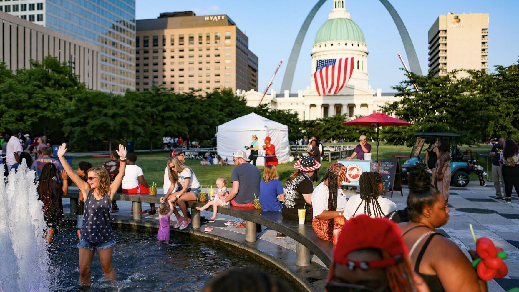 Another heat wave starts in St. Louis on Independence Day